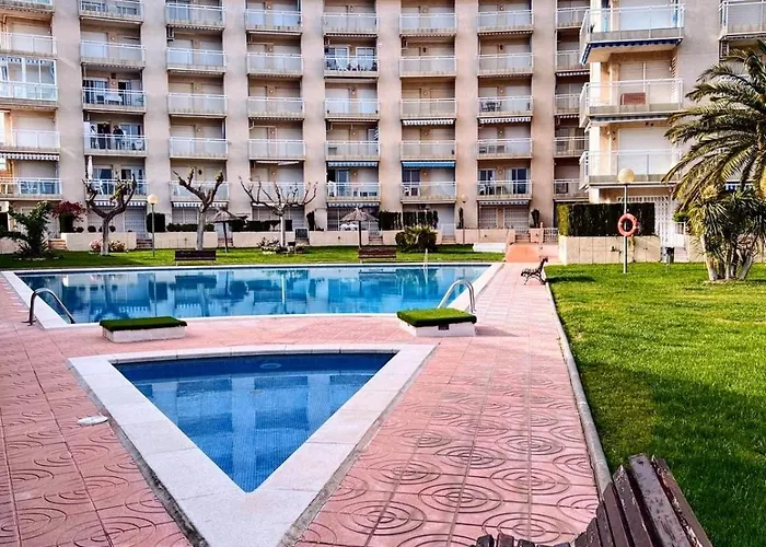 2Nda Linea Con Piscina En Miami Platja
